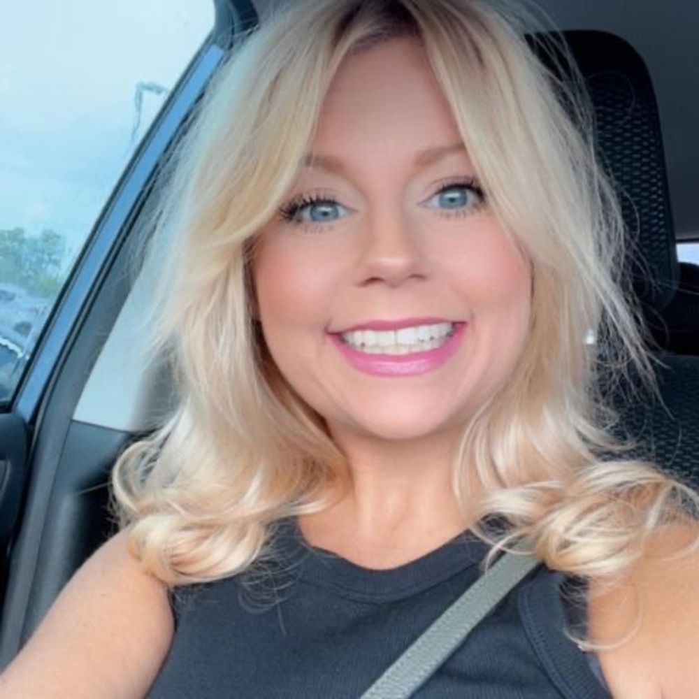 Meet your Posher, Brandi